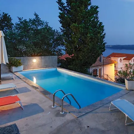 Holiday Home Marija With Pool & Garden & Amazing Sea View Dramalj Exterior foto